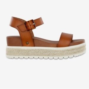 MIA Brand size 8M brown sandals